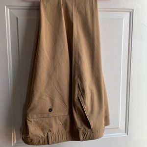 UnderArmor never worn W 42-